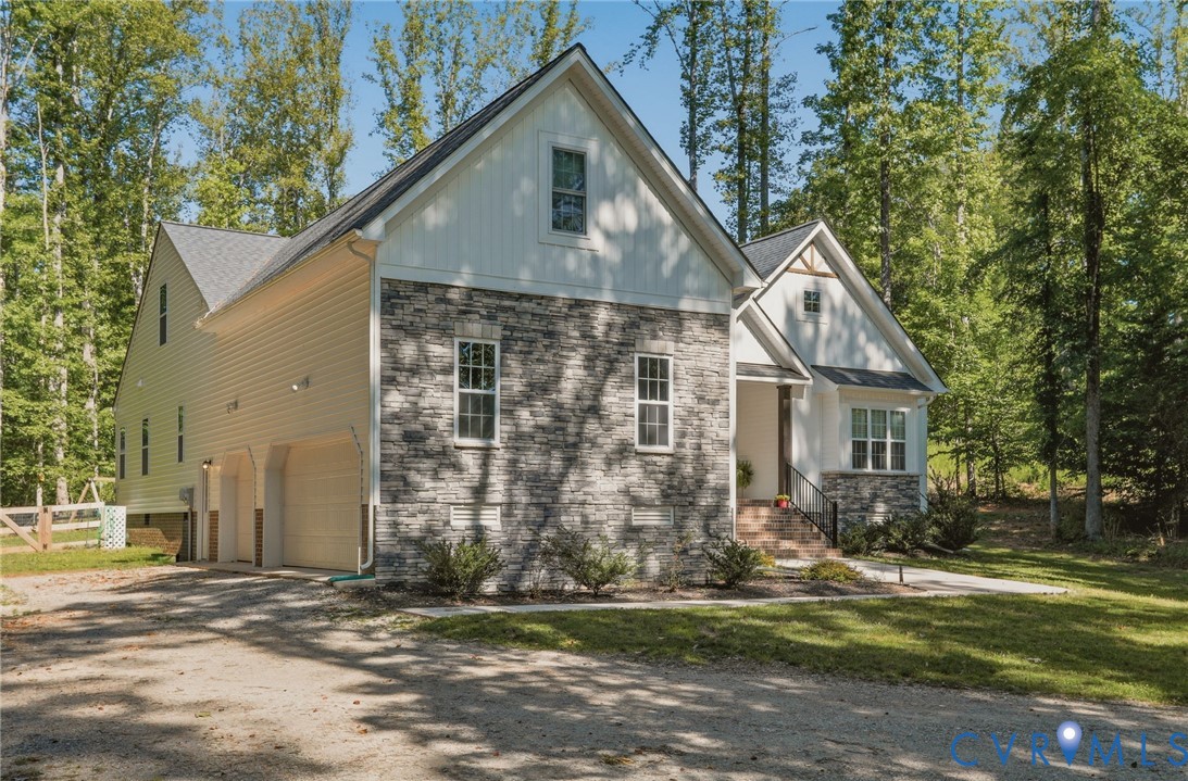 1495 Dominion Springs Road Powhatan, VA 23139 - Photo 3 of 49 3 car garage