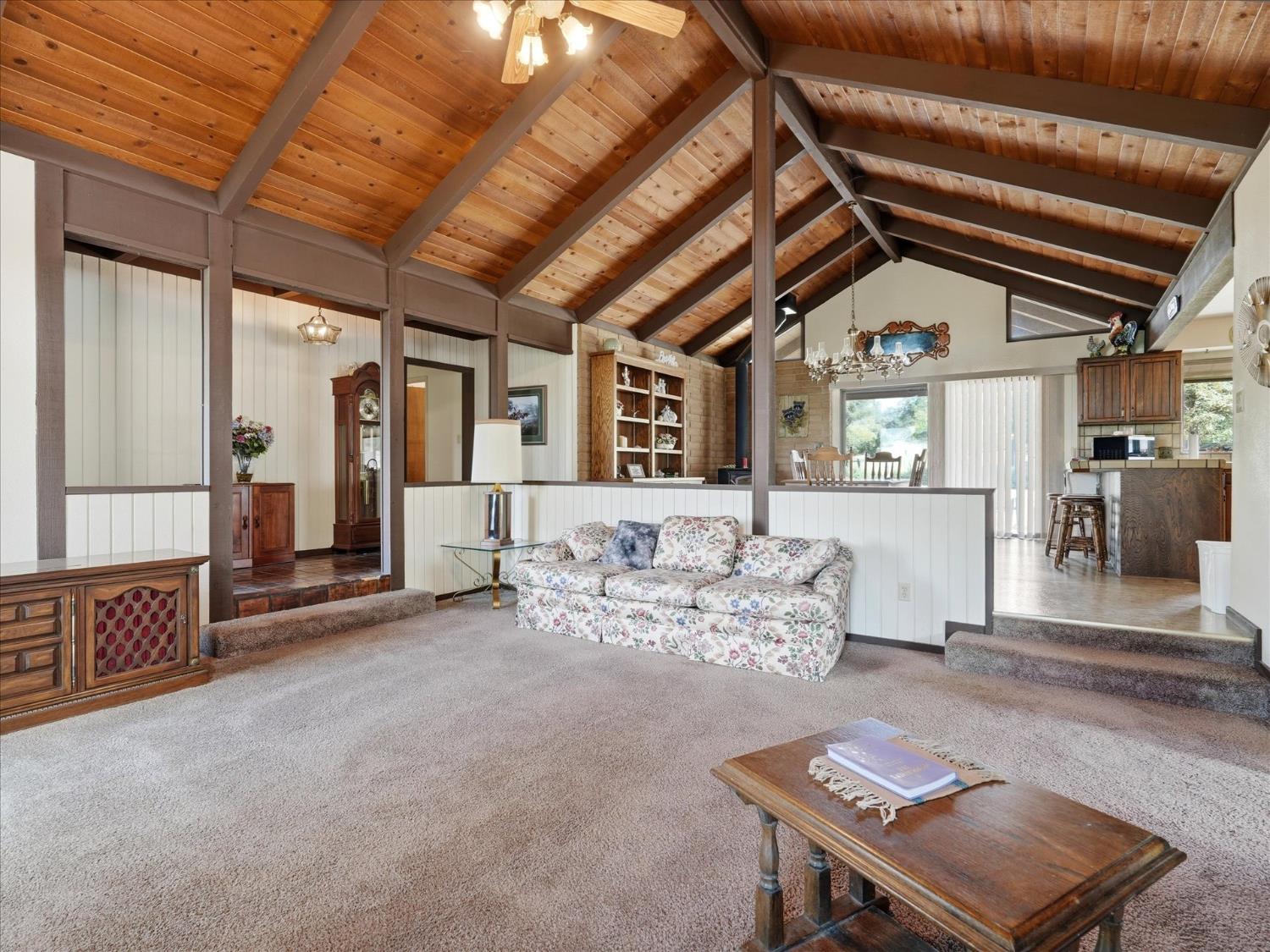 45577 Meadow Brook Road Coarsegold, CA 93614 - Photo 17 of 55