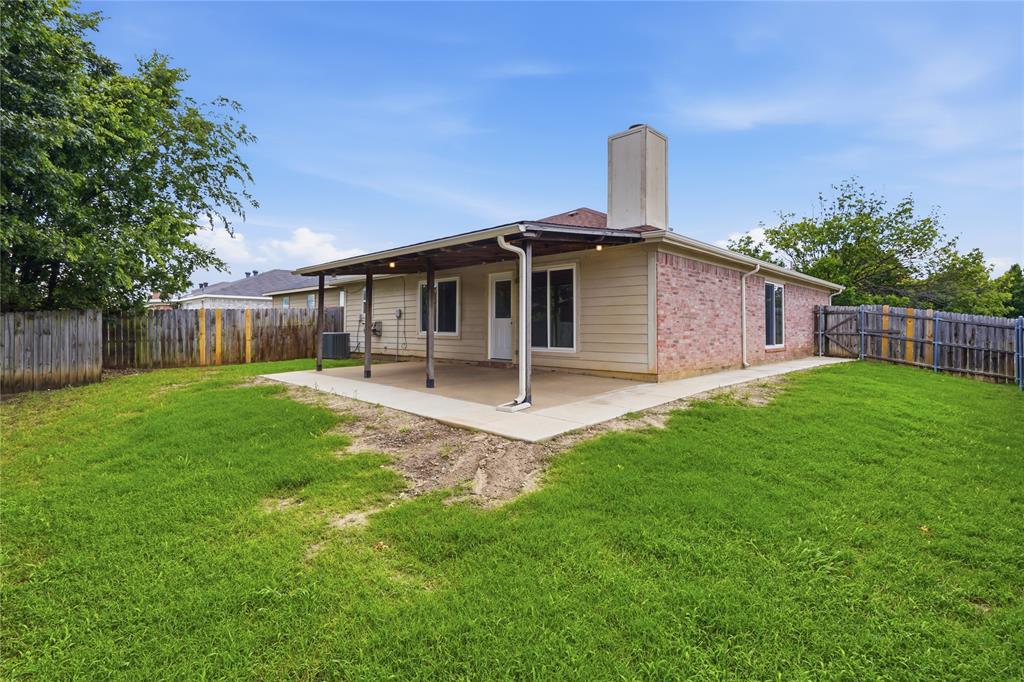 7101 Ranger Way Fort Worth, TX 76133 - Photo 20 of 22
