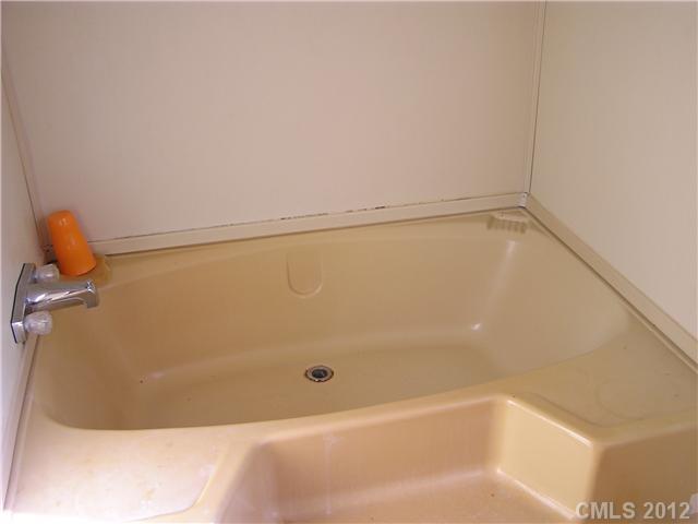 294 Russell Road Polkton, NC 28135 - Photo 5 of 16 a bathroom with a shower