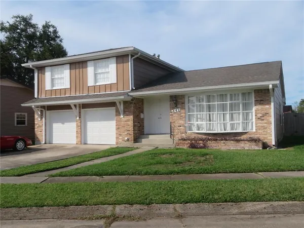 $2,100 | 841 Fairfield Avenue, Gretna, LA 70056