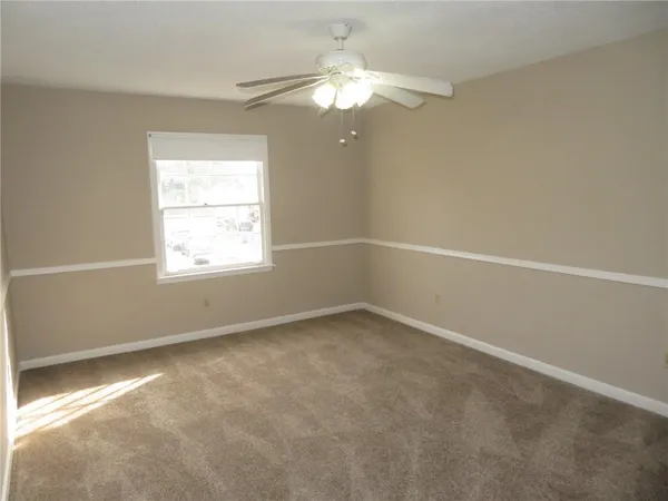 $2,100 | 841 Fairfield Avenue, Gretna, LA 70056