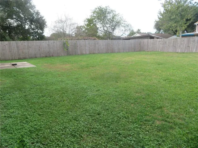 $2,250 | 841 Fairfield Avenue, Gretna, LA 70056