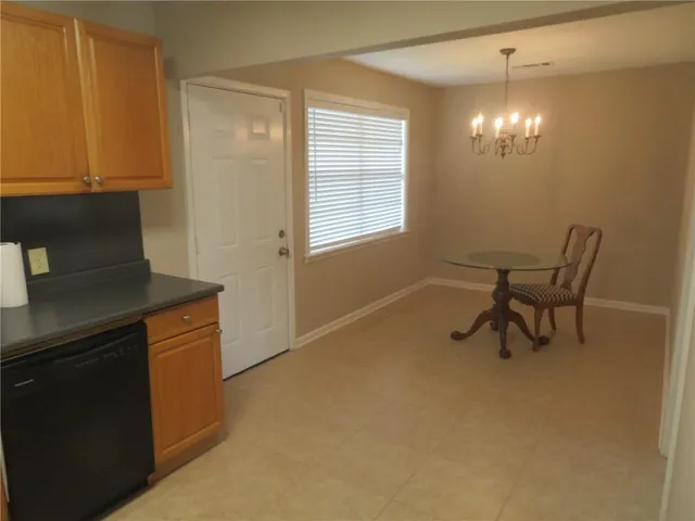 $2,250 | 841 Fairfield Avenue, Gretna, LA 70056