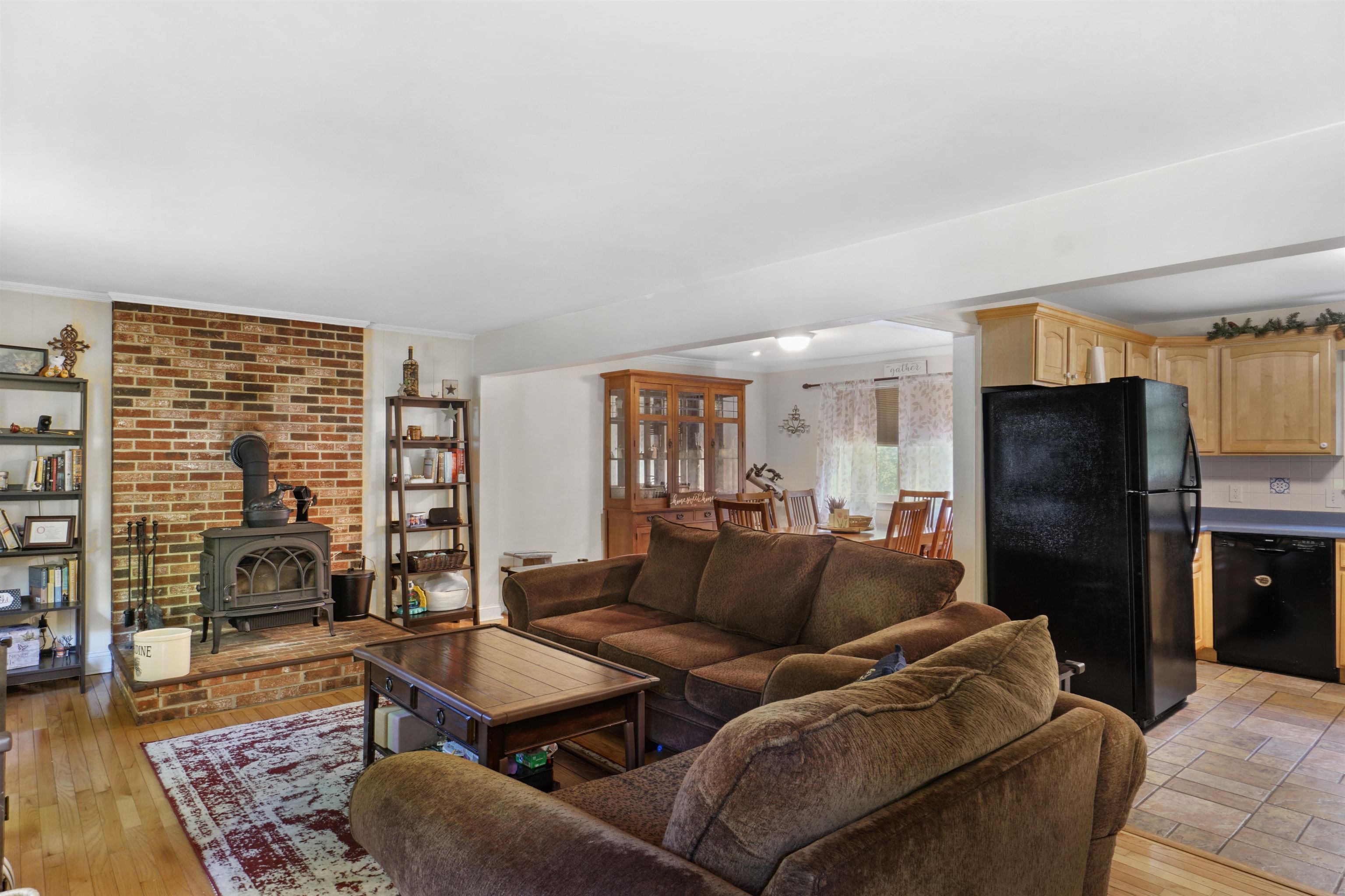11 Boulder Road Hillsborough, NH 03244 - Photo 16 of 26 Gallery Image 16