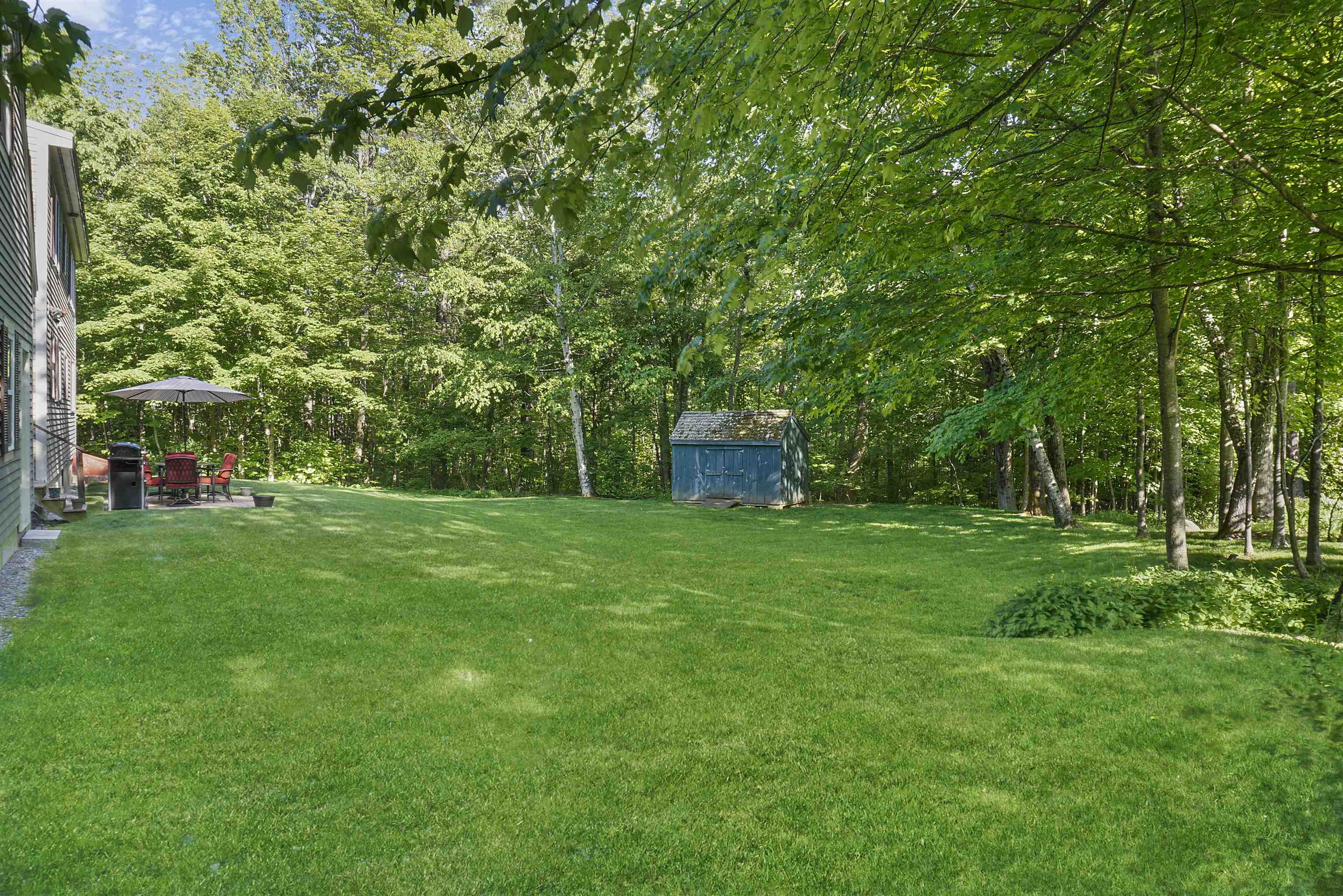 11 Boulder Road Hillsborough, NH 03244 - Photo 6 of 26 Gallery Image 6