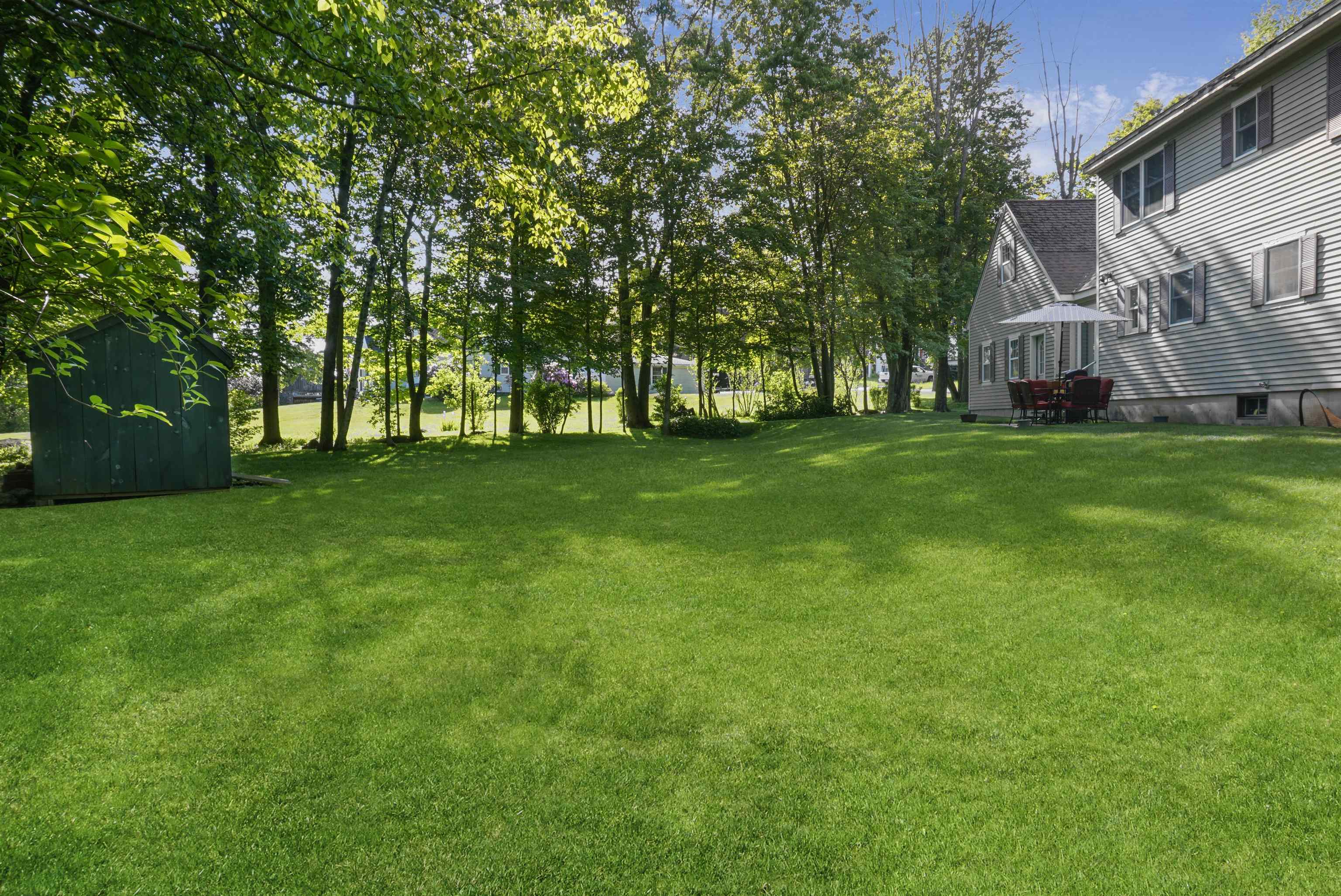 11 Boulder Road Hillsborough, NH 03244 - Photo 7 of 26 Gallery Image 7