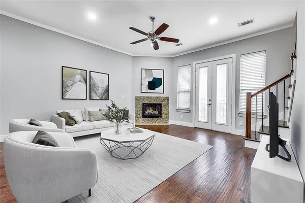 $2,808 | 4323 Dickason Avenue, Unit 2, Dallas, TX 75219