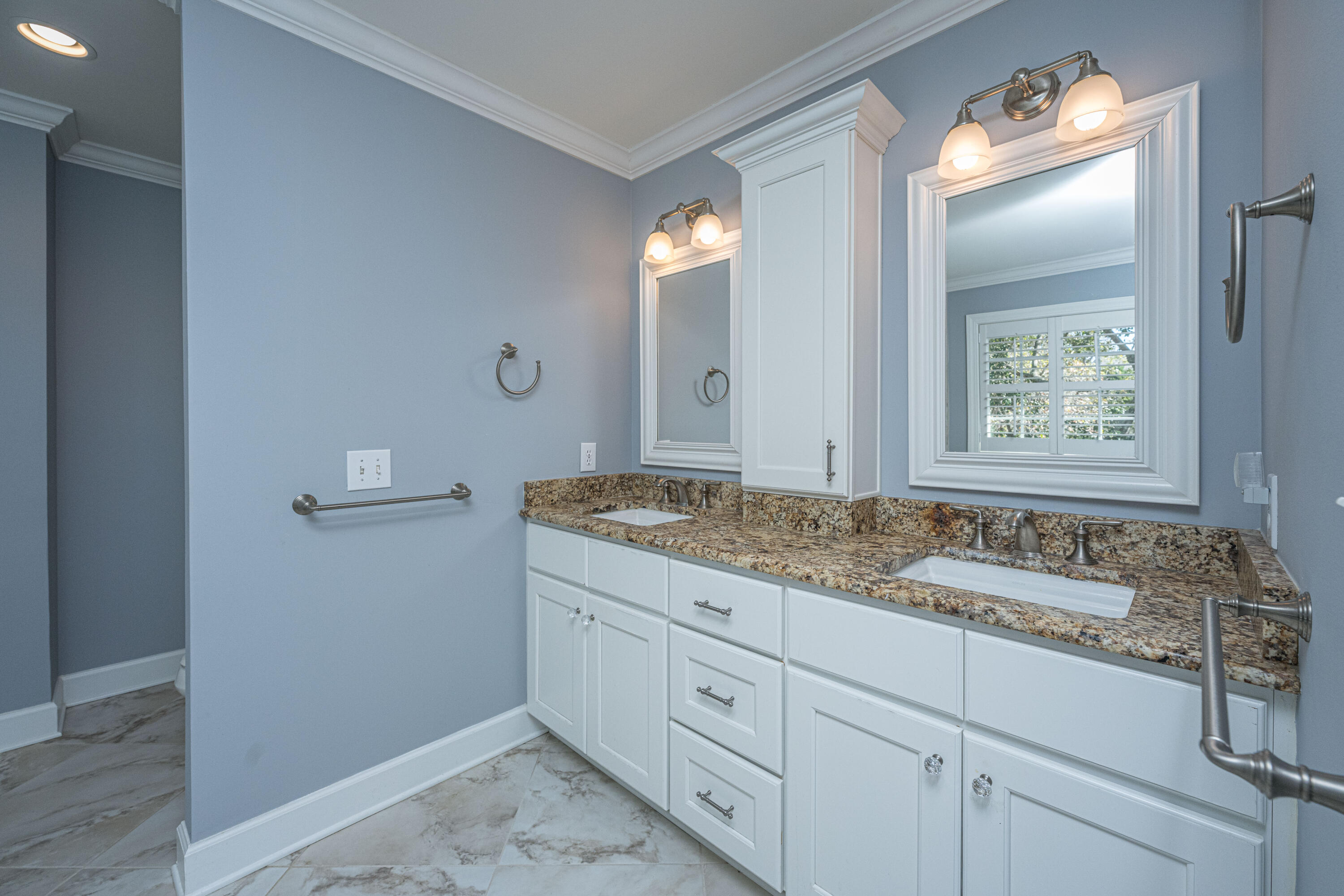 1295 Chrismill Lane Mount Pleasant, SC 29466 - Photo 24 of 72 1st primary bath