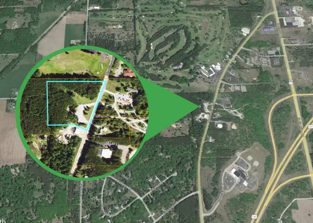 $399,000 | 8072 South Mackinaw Trail, Cadillac, MI 49601