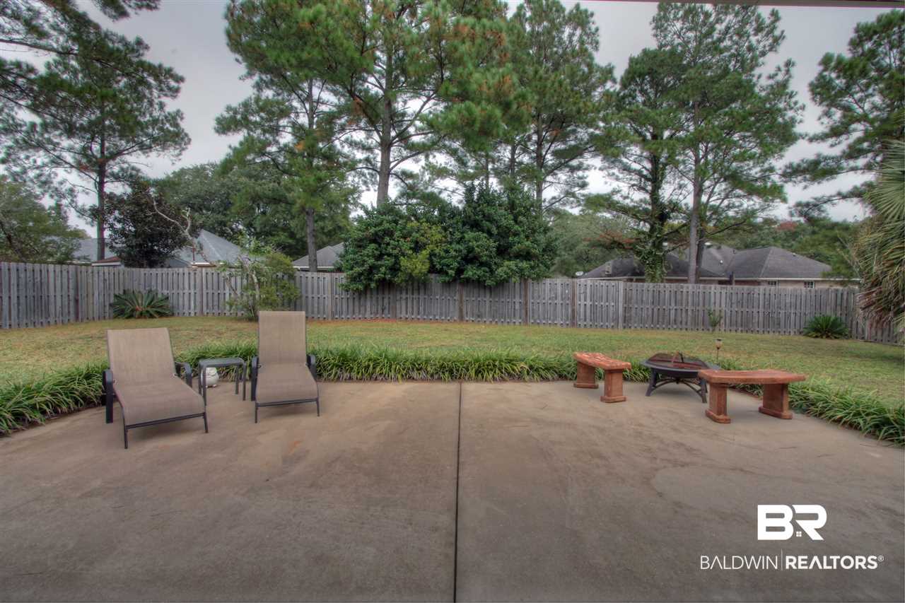 7991 Nesting Eagle Court Daphne, AL 36526 - Photo 17 of 18 back patio