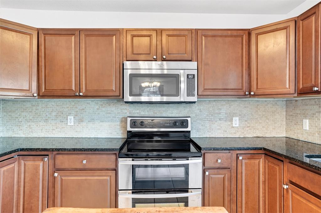 316 West Rucker Street Granbury, TX 76048 - Photo 17 of 21