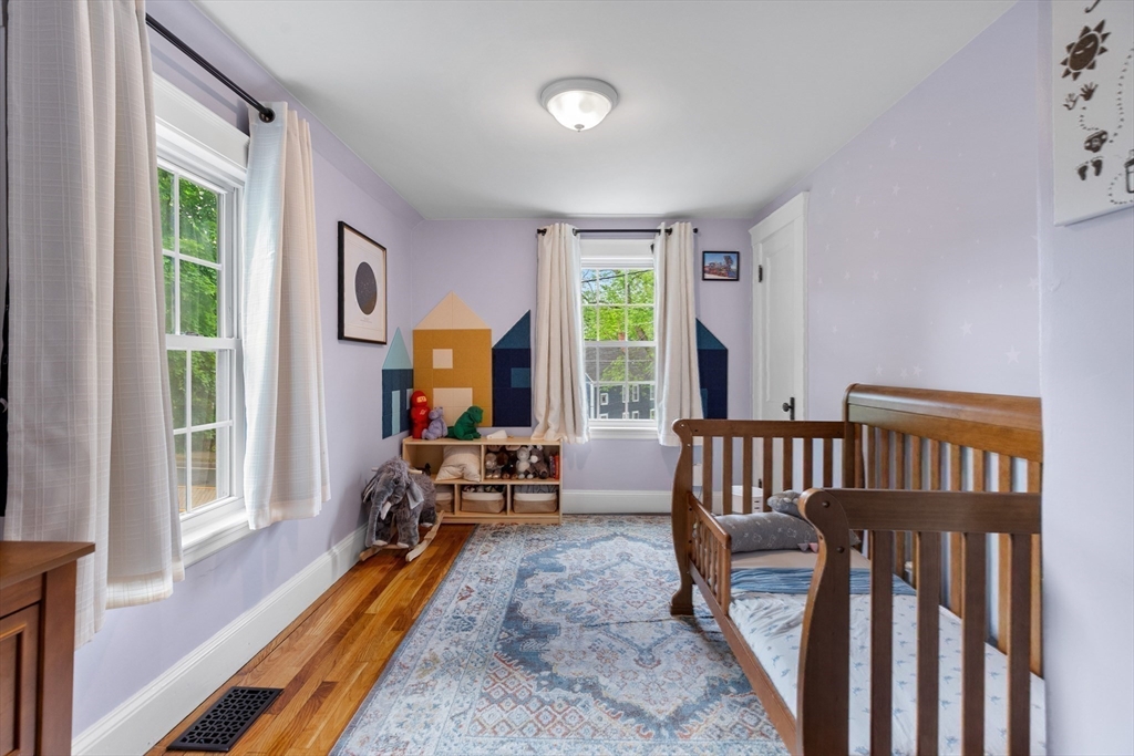 304 Lowell Street Reading, MA 01867 - Photo 21 of 32