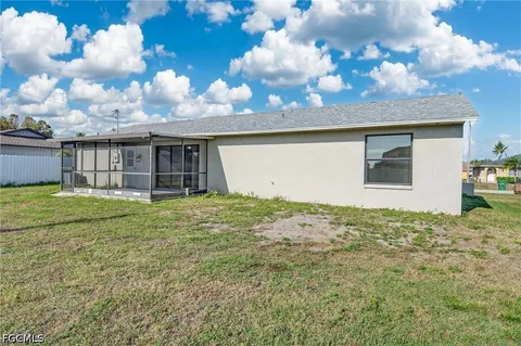 $265,000 | 3619 Southwest 7th Place, Cape Coral, FL 33914