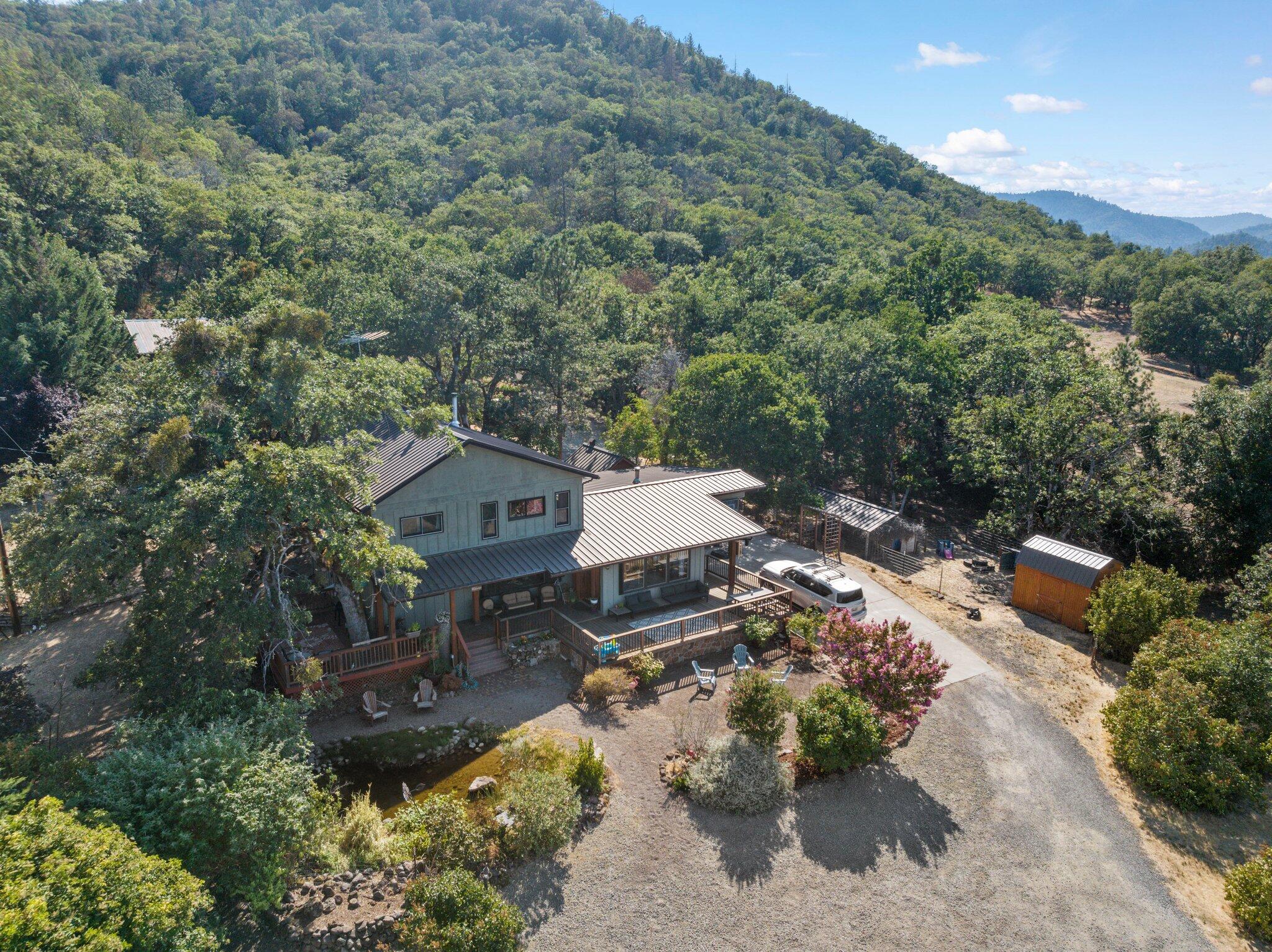 4851 Old Stage Road Central Point, OR 97502 - Photo 3 of 65 4-web-or-mls-DJI_0269