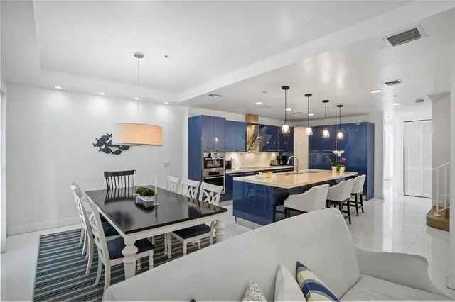 $1,880,000 | 347 Oak Street, Unit B1, Hollywood, FL 33019