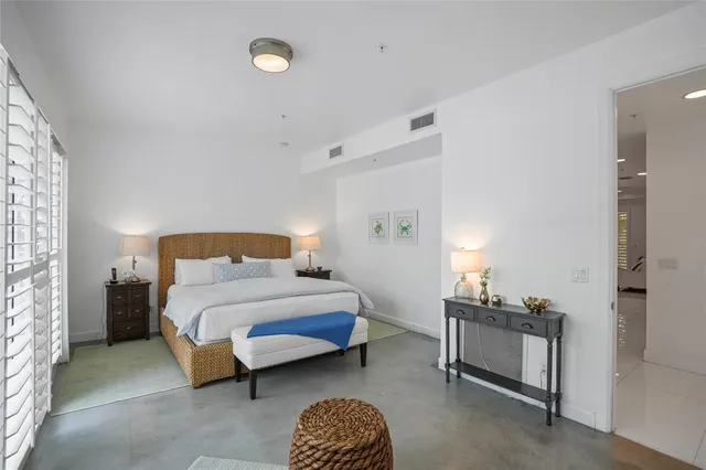 $1,880,000 | 347 Oak Street, Unit B1, Hollywood, FL 33019