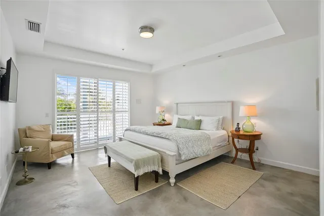 $1,880,000 | 347 Oak Street, Unit B1, Hollywood, FL 33019