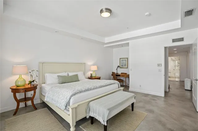 $1,880,000 | 347 Oak Street, Unit B1, Hollywood, FL 33019