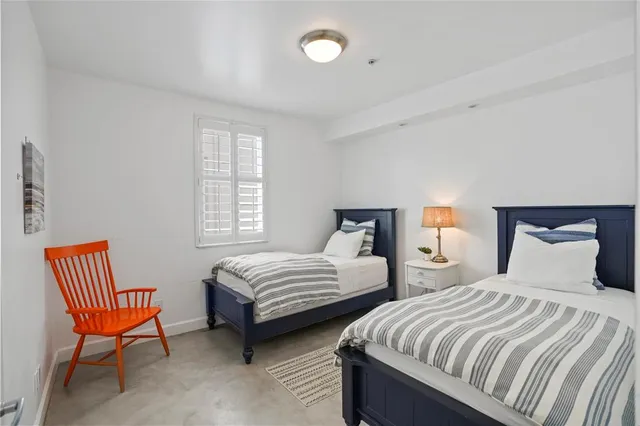 $1,880,000 | 347 Oak Street, Unit B1, Hollywood, FL 33019