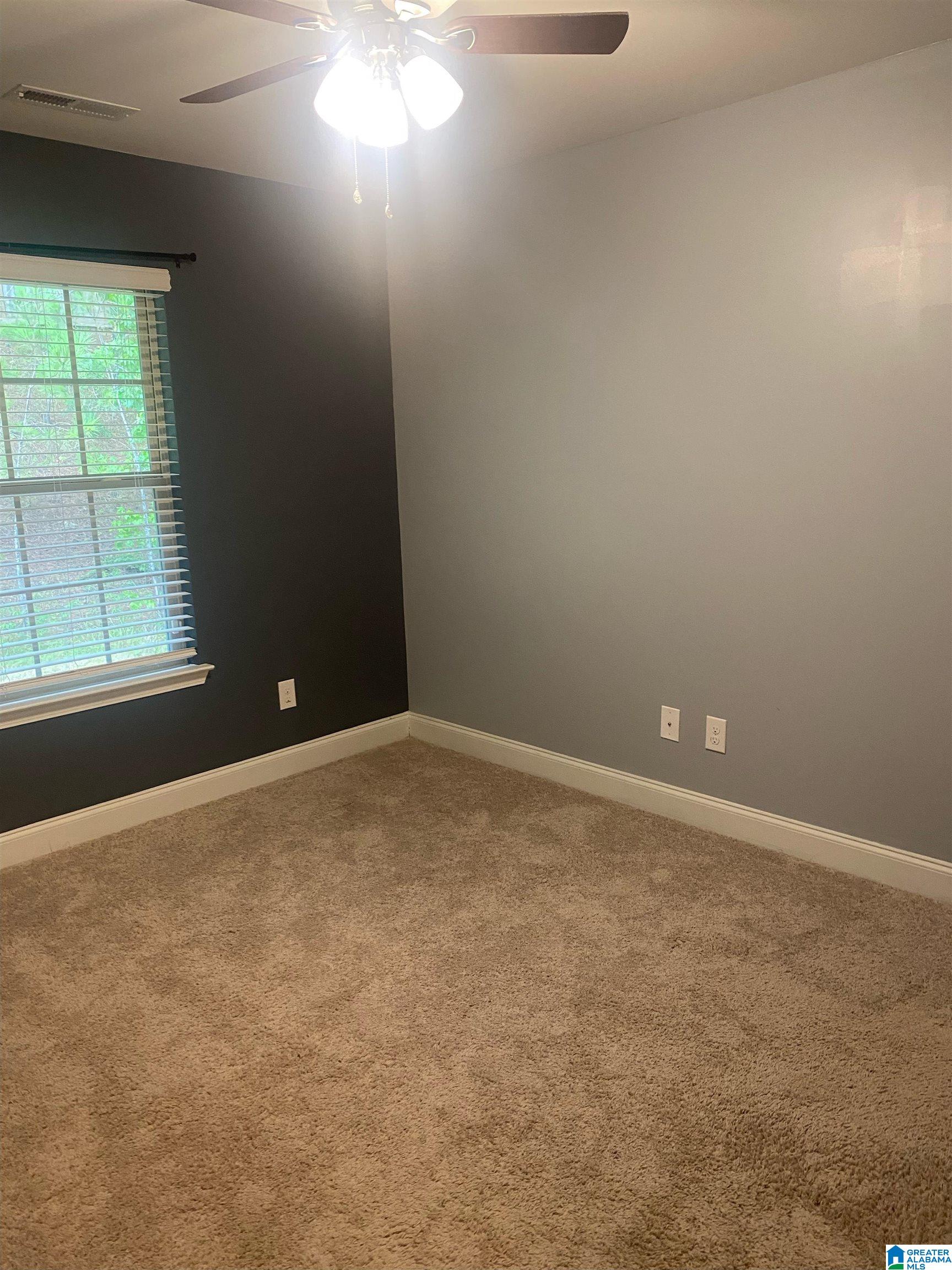 433 Marsh Circle Calera, AL 35040 - Photo 13 of 17