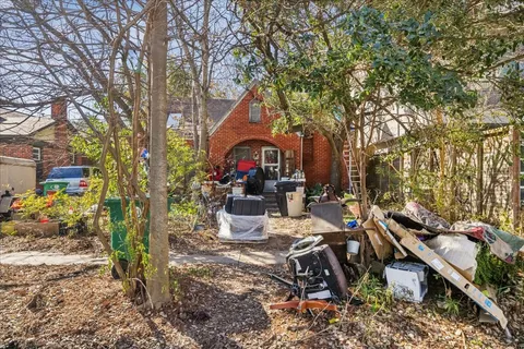 $810,000 | 2630 Persa Street, Houston, TX 77098