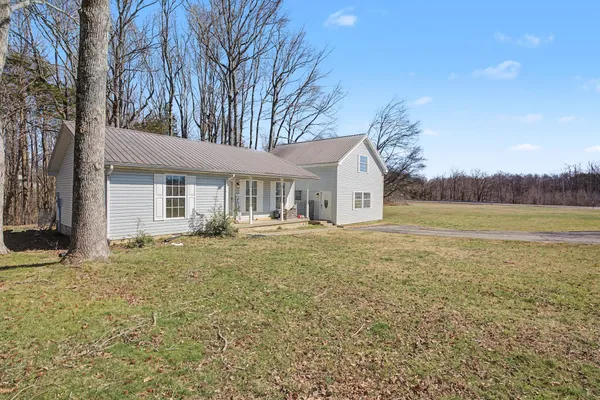 $299,900 | 4016 Bentle Drive, Westmoreland, TN 37186