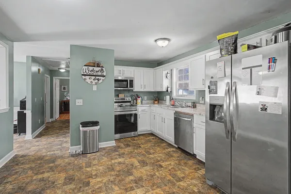 $299,900 | 4016 Bentle Drive, Westmoreland, TN 37186