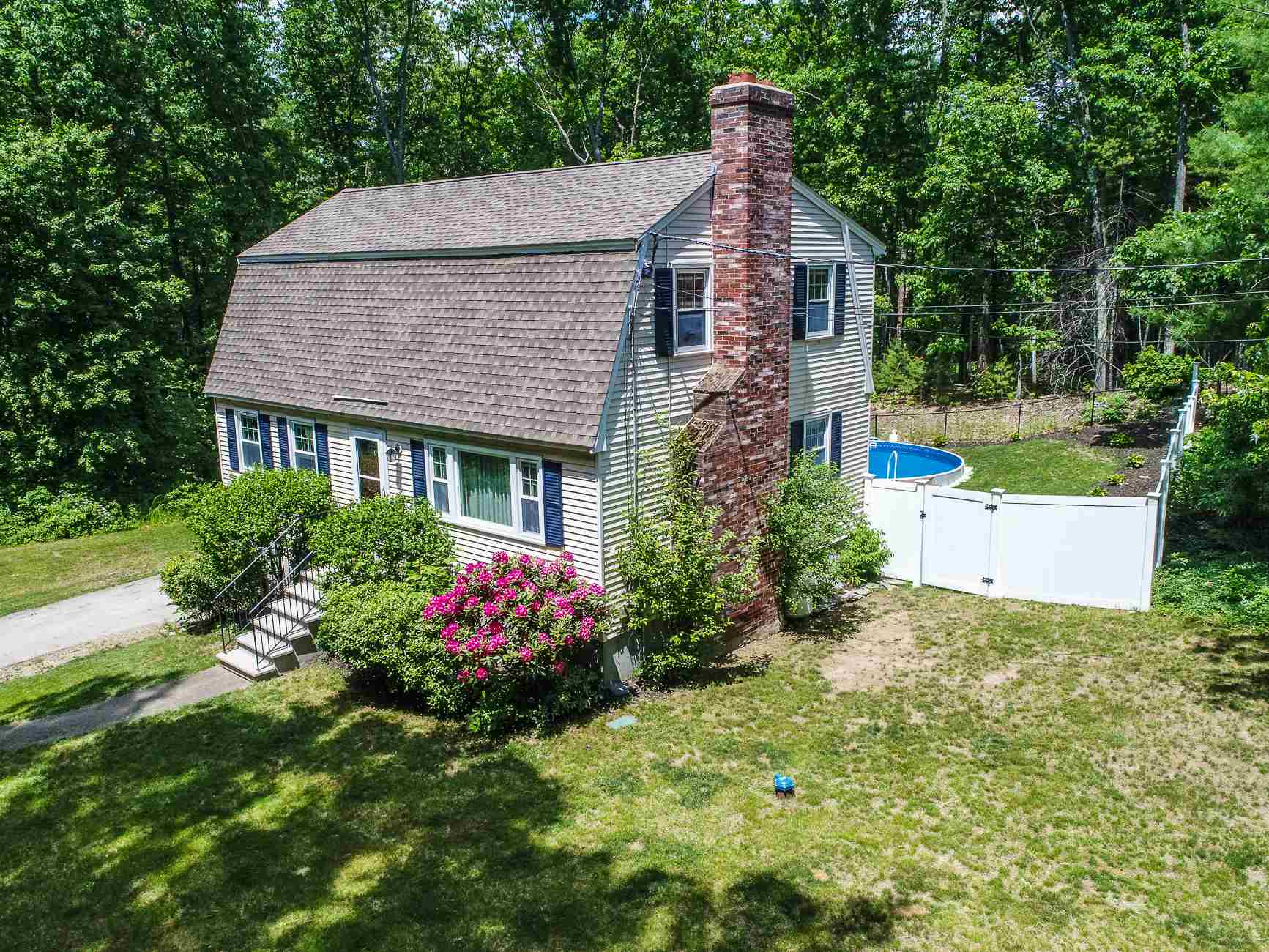32 Wiley Hill Road Londonderry, NH 03053 - Photo 2 of 40 Gallery Image 2