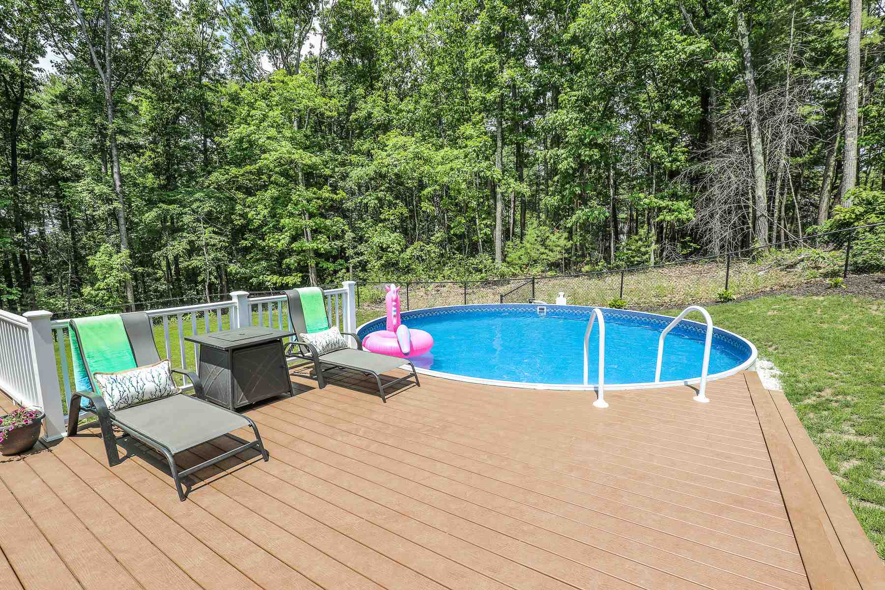 32 Wiley Hill Road Londonderry, NH 03053 - Photo 5 of 40 Gallery Image 5