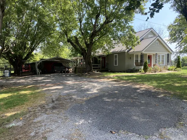 $395,500 | 691 Hodges Bridge Road, Doyle, TN 38559