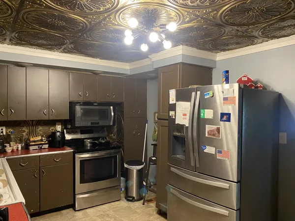 $395,500 | 691 Hodges Bridge Road, Doyle, TN 38559