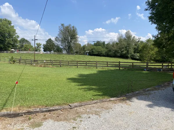 $395,500 | 691 Hodges Bridge Road, Doyle, TN 38559