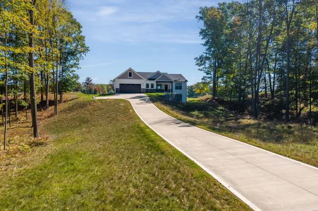 $649,500 | 9444 Stonebridge Drive, Unit 12, Stanwood, MI 49346