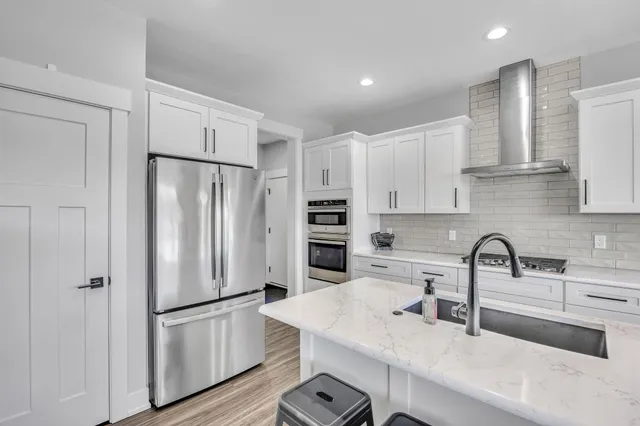 $649,500 | 9444 Stonebridge Drive, Unit 12, Stanwood, MI 49346