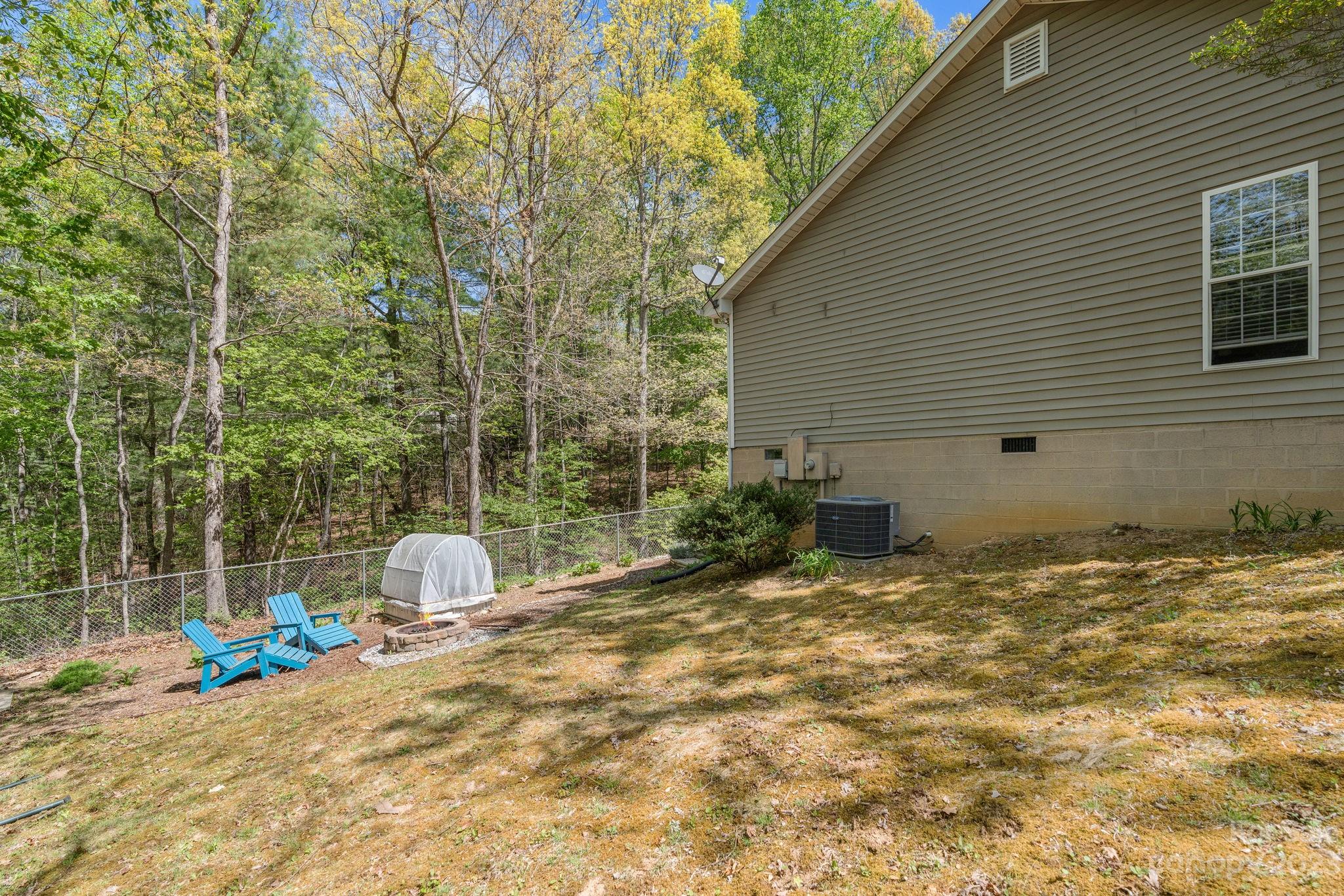 92 Harrison Hill Road Swannanoa, NC 28778 - Photo 32 of 33 Gallery Image 32
