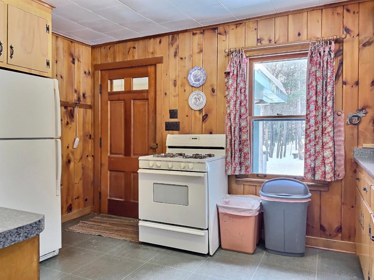 1116 Gessert Road St. Germain, WI 54558 - Photo 15 of 23 Gallery Image 15