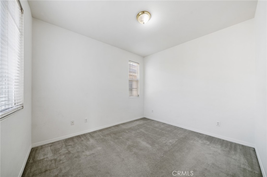 661 East Lavender Way Azusa, CA 91702 - Photo 36 of 48