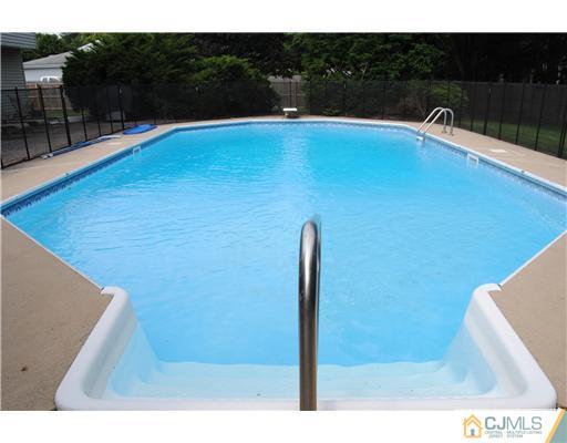 14 Harper Road Monmouth Junction, NJ 08852 - Photo 18 of 20 Gallery Image 18