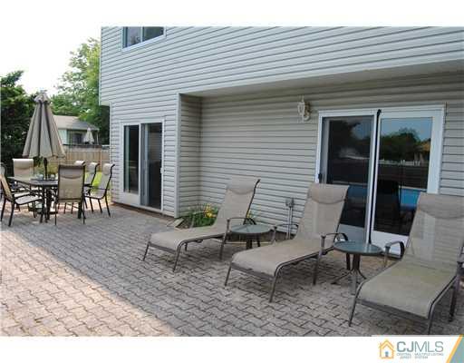 14 Harper Road Monmouth Junction, NJ 08852 - Photo 19 of 20 Gallery Image 19