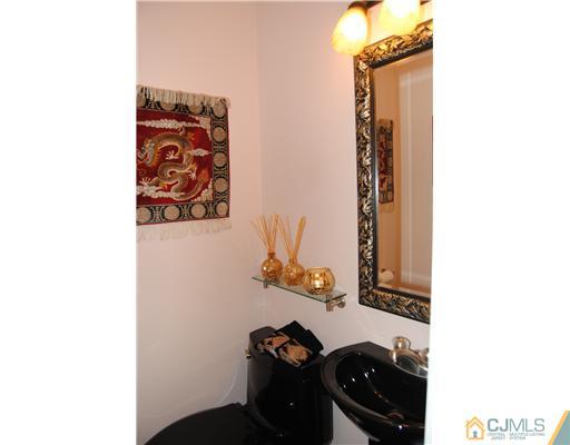 14 Harper Road Monmouth Junction, NJ 08852 - Photo 9 of 20 Gallery Image 9