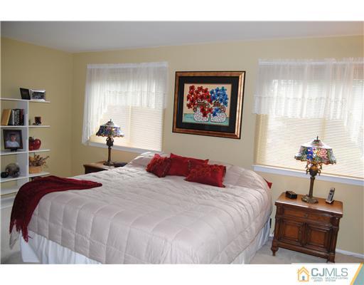 14 Harper Road Monmouth Junction, NJ 08852 - Photo 10 of 20 Gallery Image 10