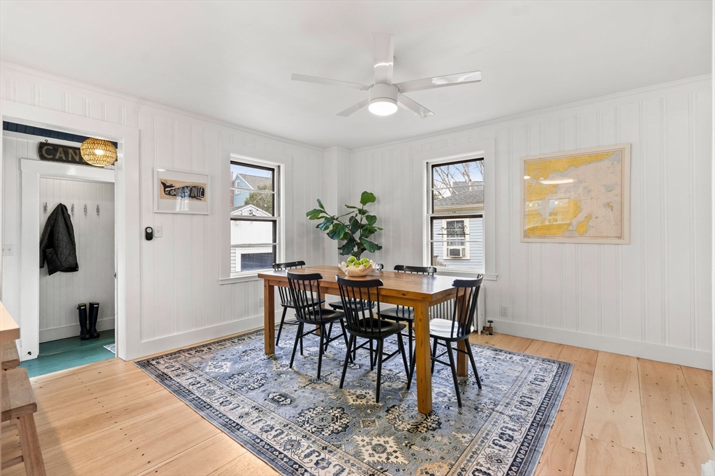 63 Green Street Marblehead, MA 01945 - Photo 9 of 33