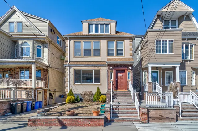 $3,995 | 793 John F. Kennedy Boulevard, Unit 2, Bayonne, NJ 07002