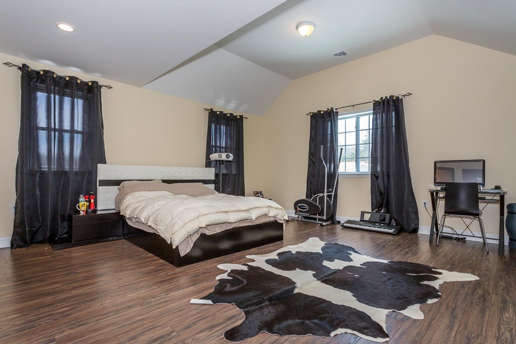 22 Pond View Road Canton, MA 02021 - Photo 11 of 15 Gallery Image 11