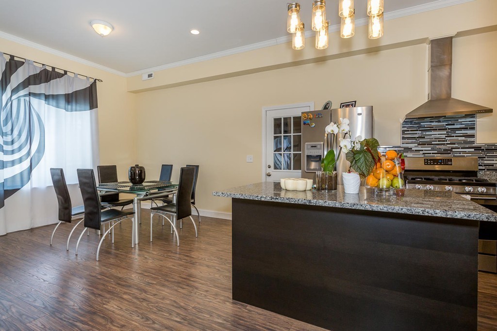 22 Pond View Road Canton, MA 02021 - Photo 3 of 15 Gallery Image 3