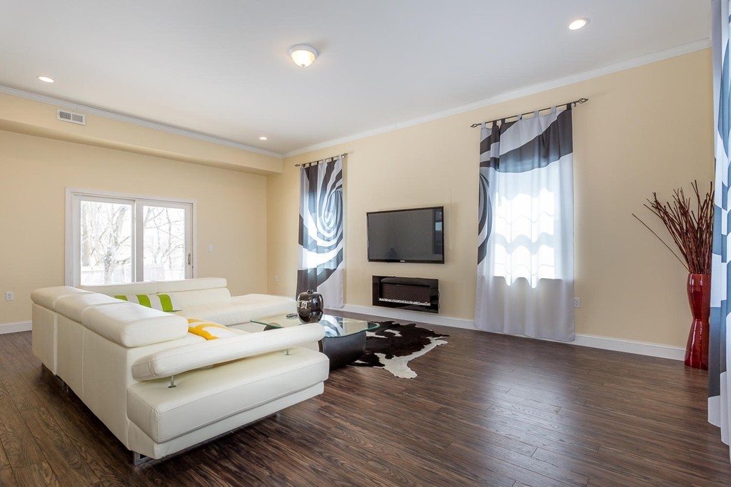 22 Pond View Road Canton, MA 02021 - Photo 5 of 15 Gallery Image 5