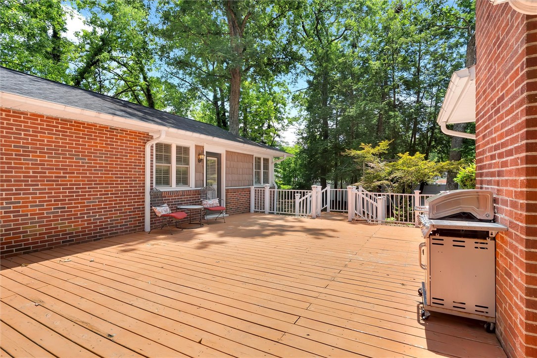 2514 Jackson Square Anderson, SC 29625 - Photo 20 of 24 Outdoor Space for Family and Friends
