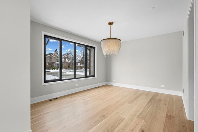 $2,250,000 | Undisclosed Address, Glenview, IL 60025