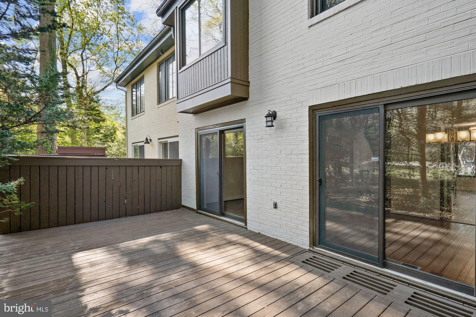 2005 Sarazen Place Reston, VA 20191 - Photo 16 of 35